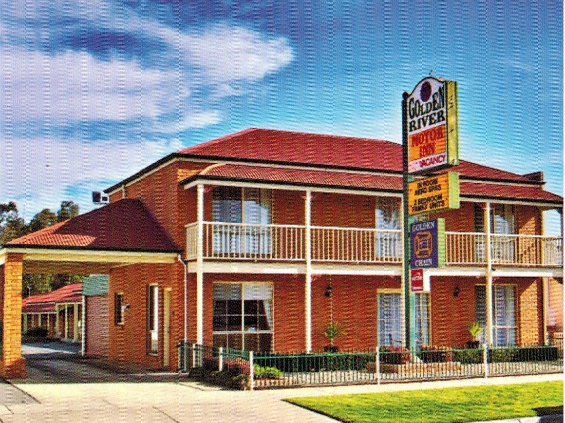 Golden River Motor Inn Моама Екстер'єр фото