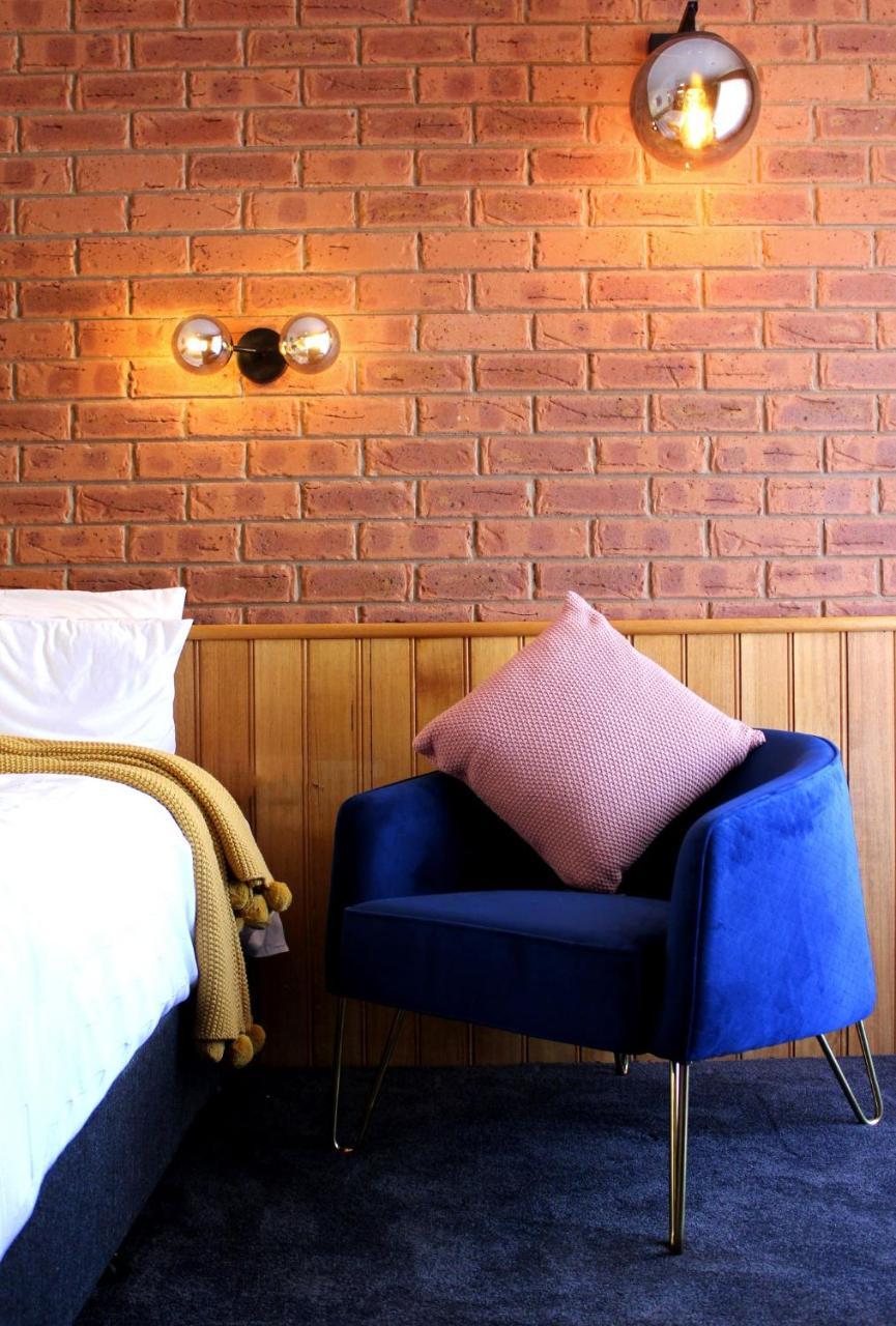 Golden River Motor Inn Моама Екстер'єр фото